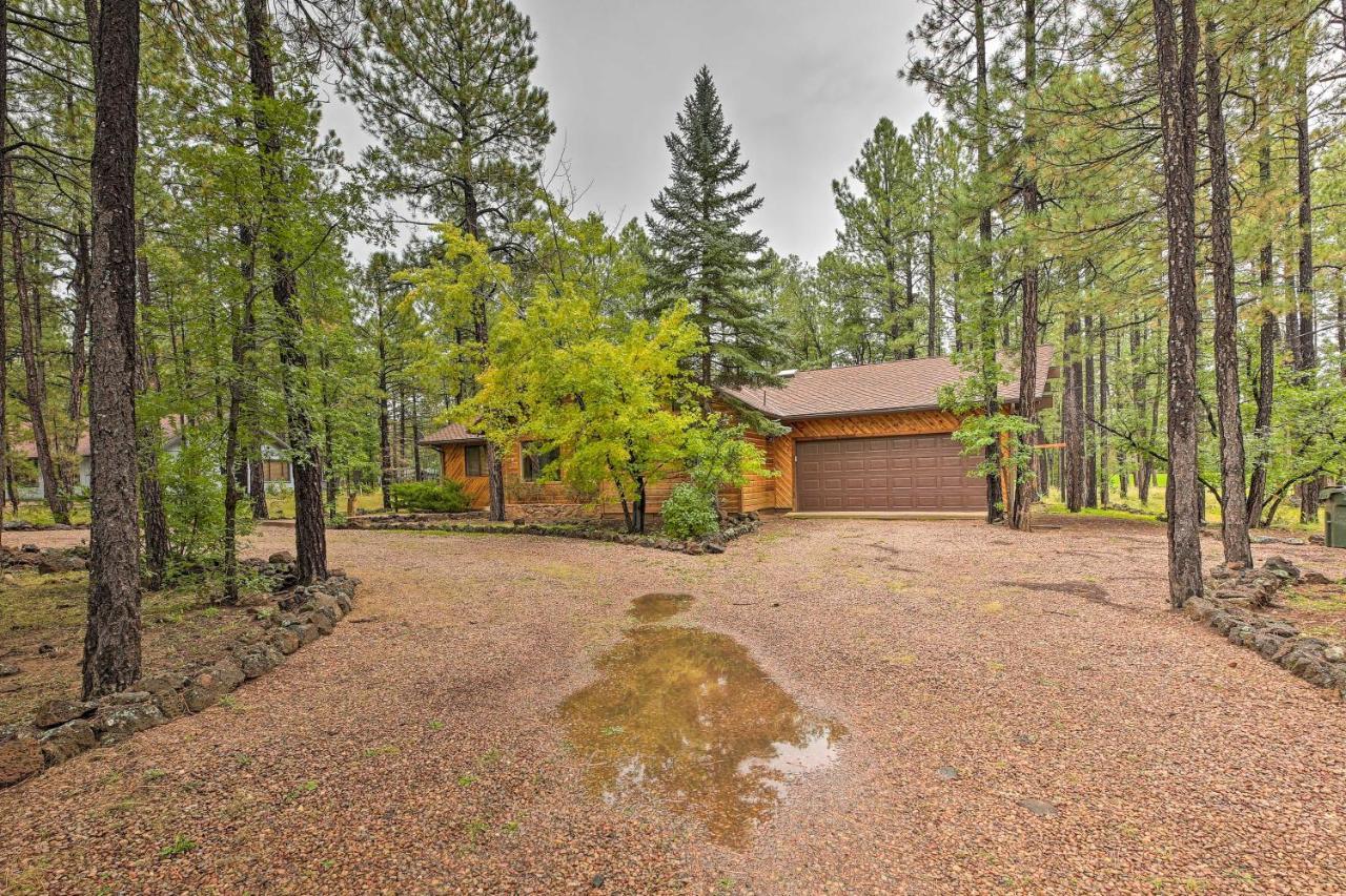 Lush Pinetop Retreat With Large Deck And Wooded Yard! Esterno foto